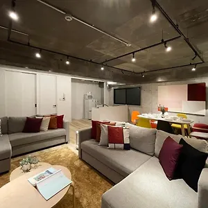 https://spacious-family-apartment-next-to-peace-park-b.hotelsinhiroshima.com