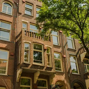 Omega 3* Amsterdam